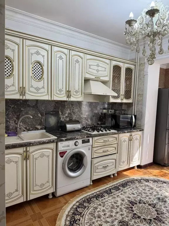 2-к. квартира, 60 м, 2/10 эт. - Фото 0