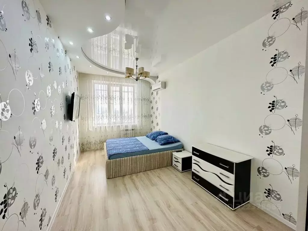 2-к кв. Татарстан, Набережные Челны просп. Раиса Беляева, 50А (82.0 м) - Фото 1