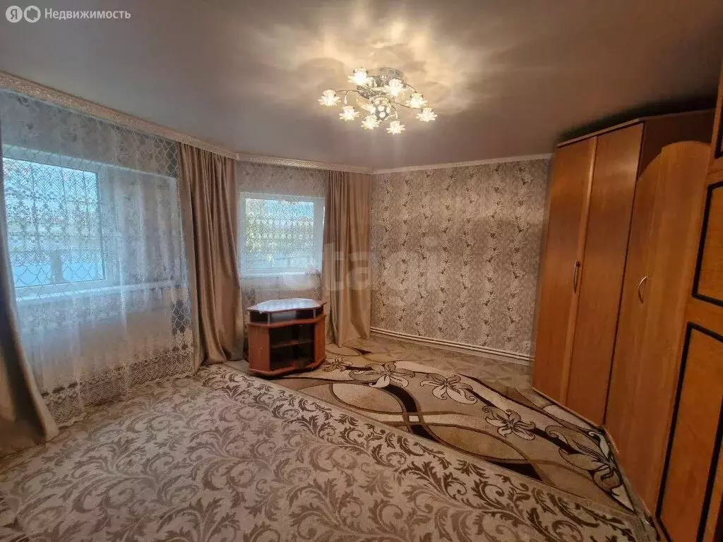 Дом в Староивановка, Октябрьская улица (62.6 м) - Фото 1