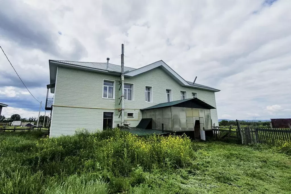 Помещение свободного назначения в Оренбургская область, Саракташский ... - Фото 0