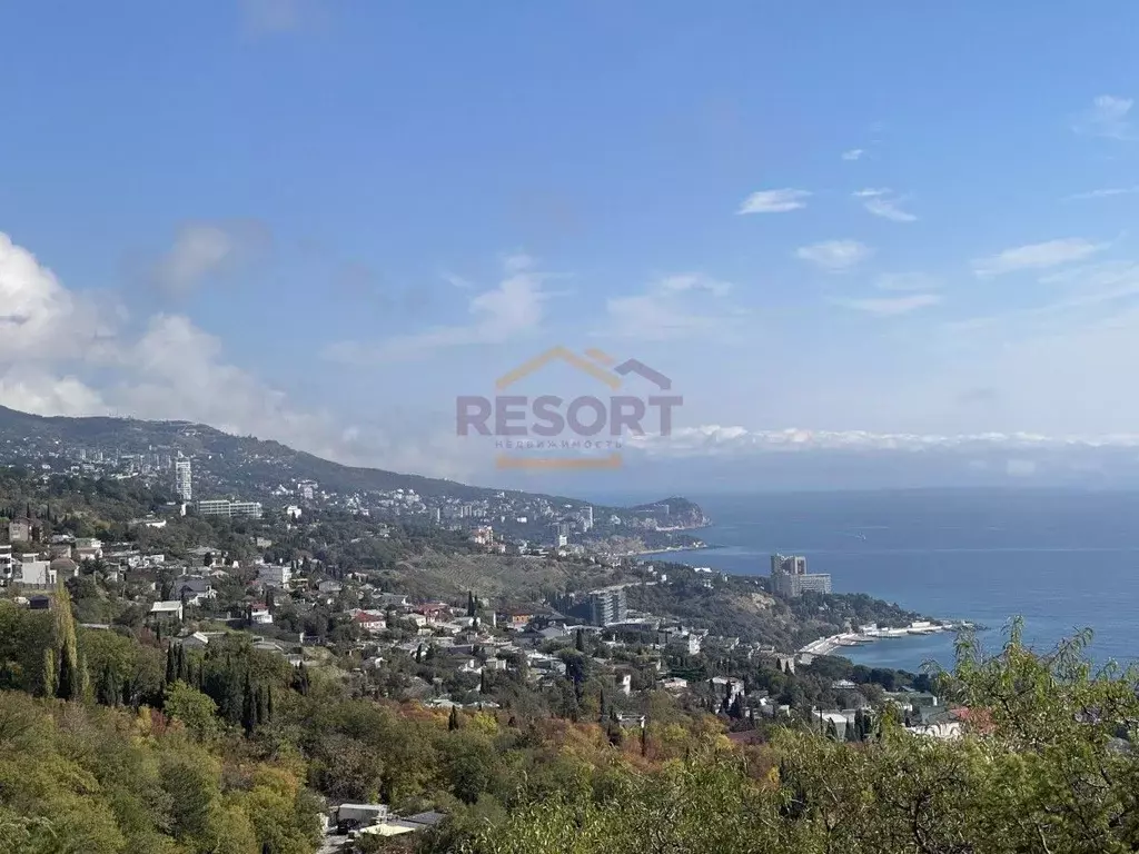 Участок в Крым, Алупка пер. Изергина (10.0 сот.) - Фото 1