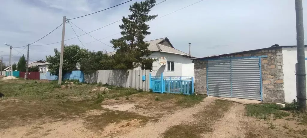 Коттедж в Оренбургская область, Беляевский район, пос. Буртинский ... - Фото 1