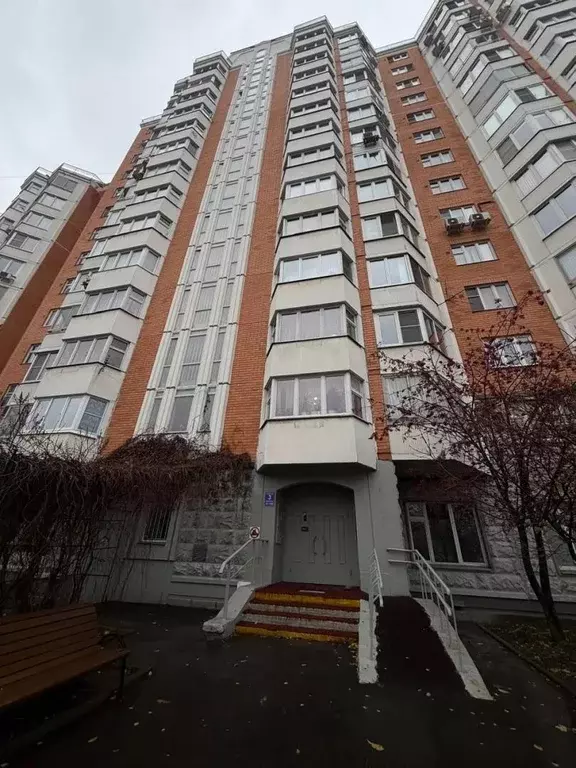 Продается 2-комнатная квартира - Фото 1