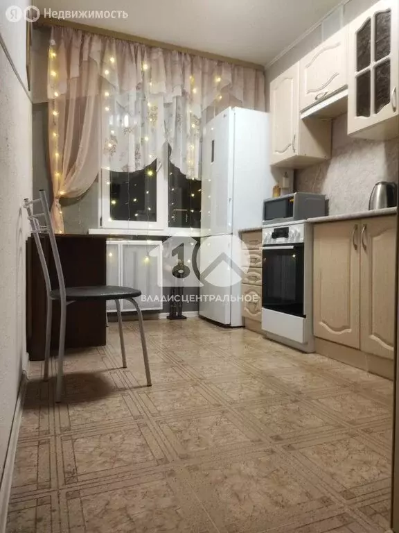 3-комнатная квартира: Новосибирск, улица Адриена Лежена, 9 (59 м) - Фото 0