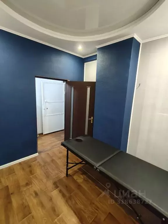 Помещение свободного назначения в Севастополь ул. Ленина, 48 (10 м) - Фото 0