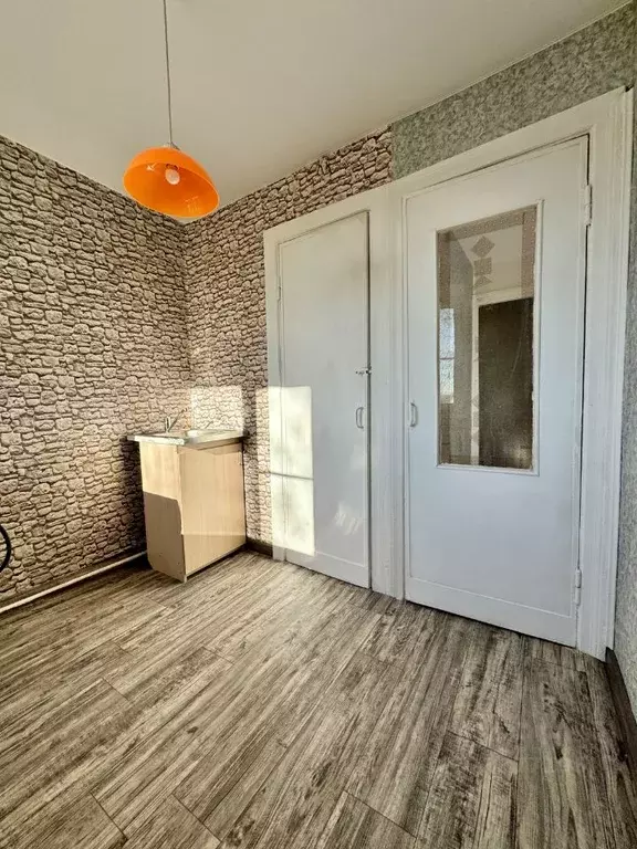 1-к кв. Ленинградская область, Кировск ул. Победы, 14 (29.9 м) - Фото 1