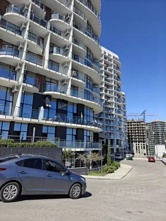 1-к кв. Крым, Алушта ул. Западная, 4к2 (62.8 м) - Фото 1