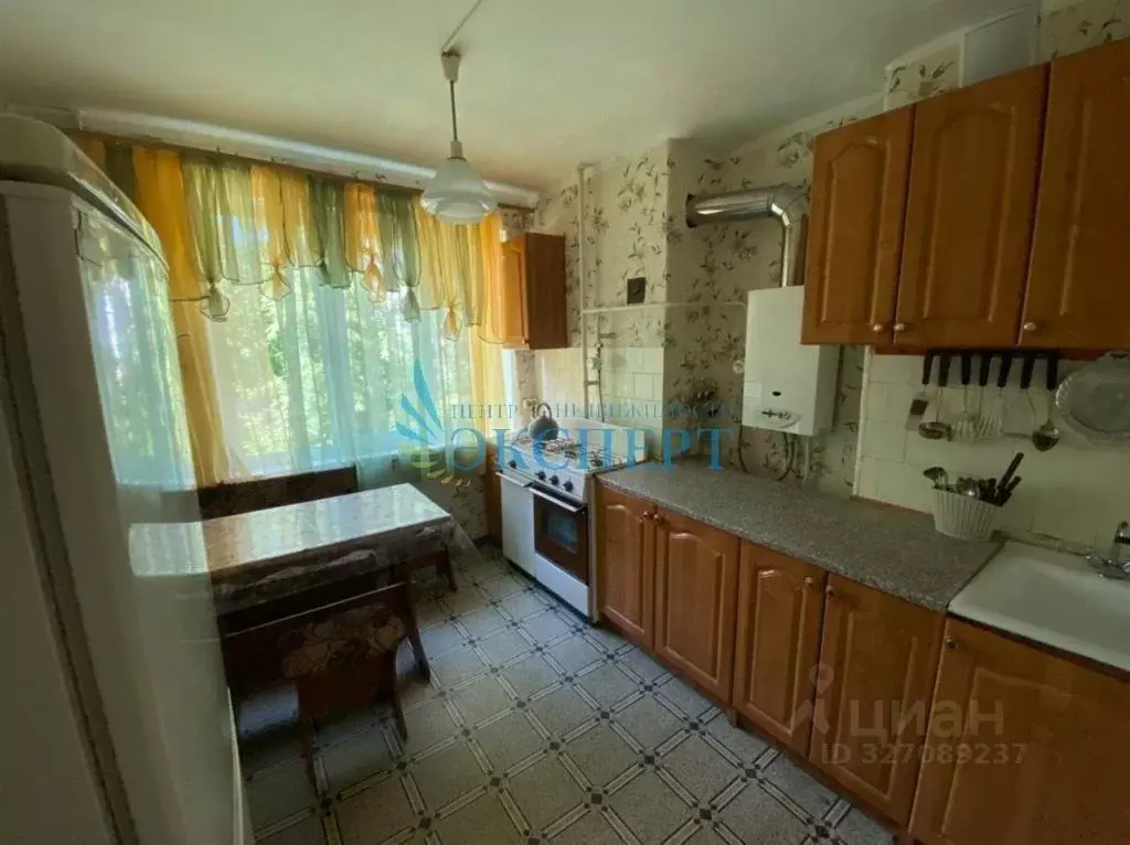 Комната Нижегородская область, Нижний Новгород просп. Гагарина, 60 ... - Фото 1