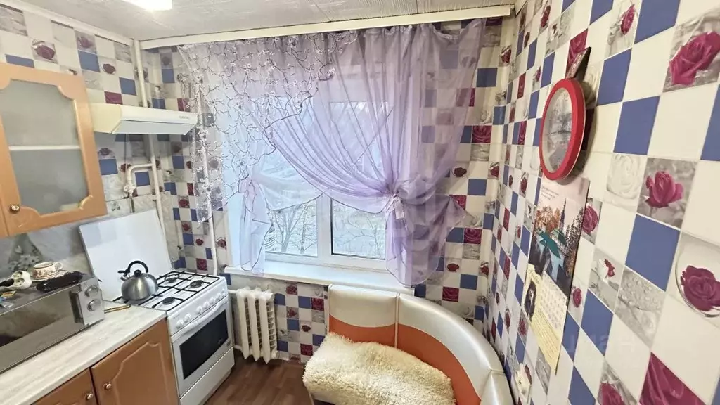 2-к кв. Псковская область, Печоры Вокзальная ул., 14 (45.9 м) - Фото 1