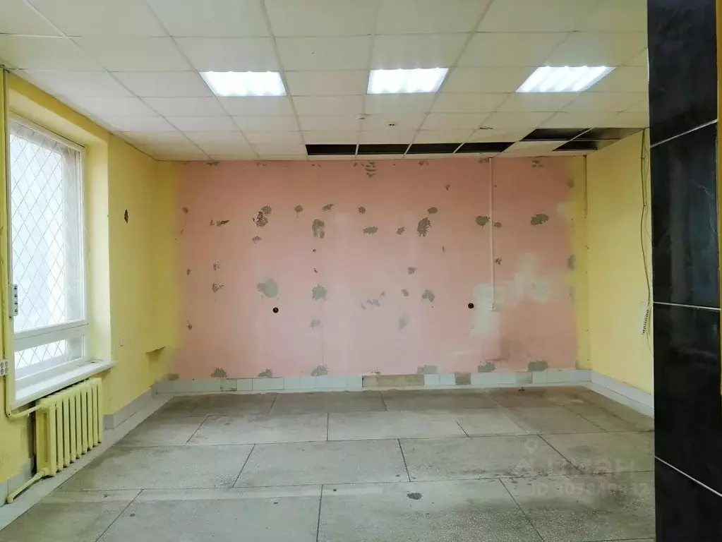 Торговая площадь в Орловская область, Орел ул. 4-я Курская, 2 (63 м) - Фото 1