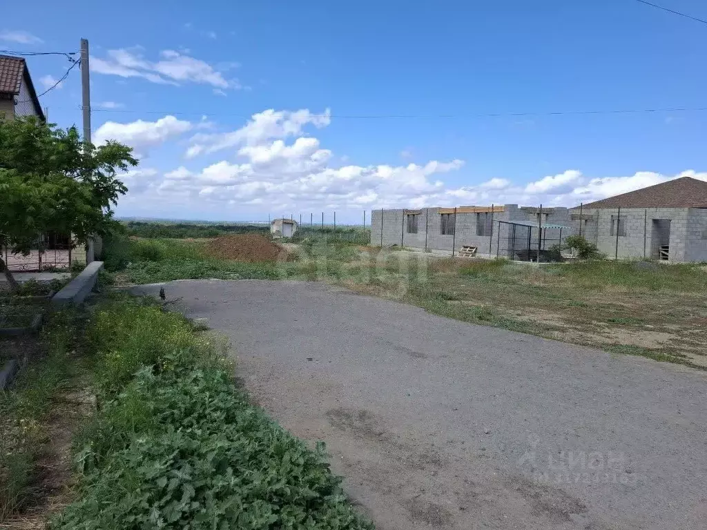 Участок в Волгоградская область, Среднеахтубинский район, Ахтубинское ... - Фото 1