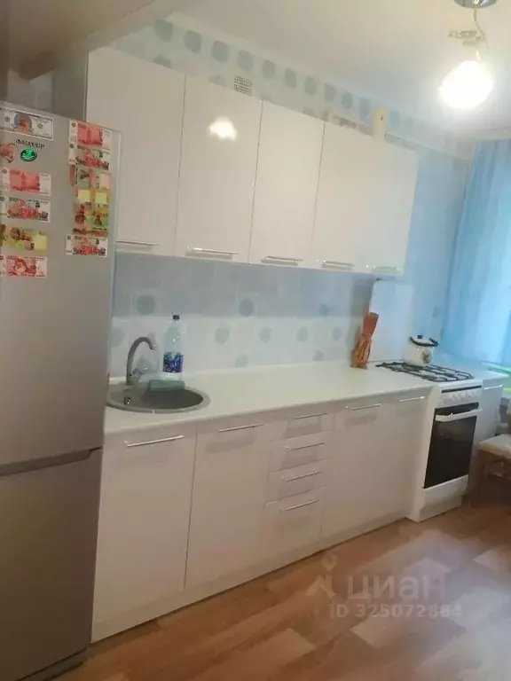 3-к кв. Крым, Симферополь ул. Имени Мате Залки, 5Б (65.0 м) - Фото 1