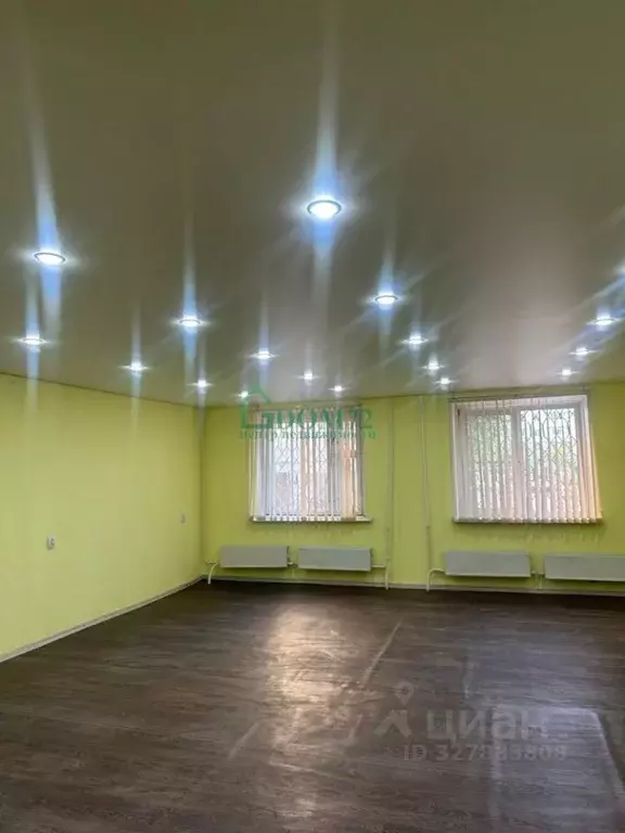 Помещение свободного назначения в Тюменская область, Тобольск 10-й ... - Фото 1