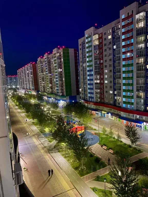 1-к кв. Тюменская область, Тюмень ул. Федюнинского, 56к2 (46.0 м) - Фото 0