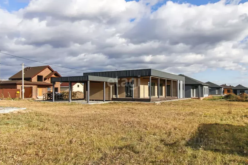 Дом в Тюменская область, Тюмень Лето-Парк кп, ул. Водная (128 м) - Фото 1