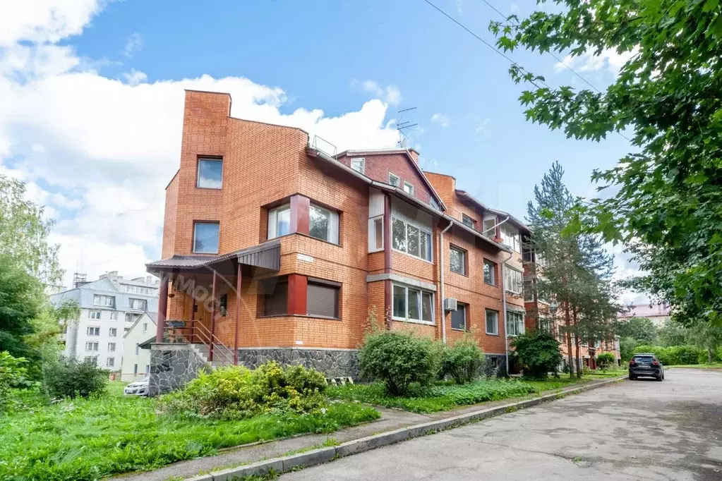 Квартира-студия, 65 м, 3/3 эт. - Фото 1