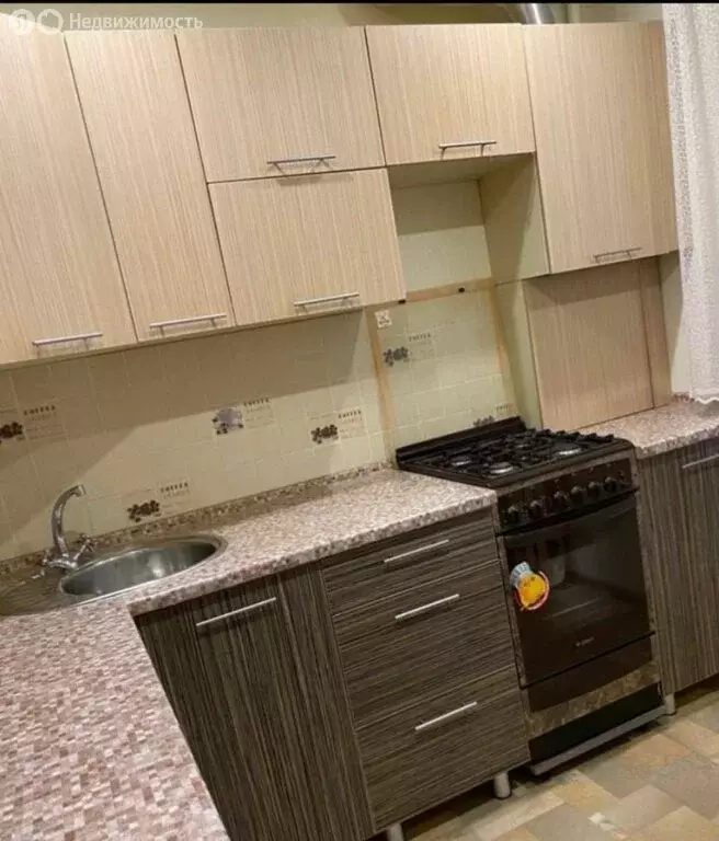 1-комнатная квартира: Волгоград, микрорайон Жилгородок, улица Савкина, ... - Фото 2