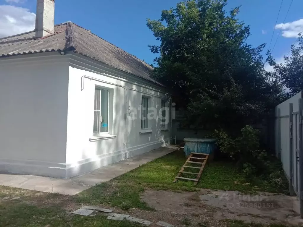 3-к кв. Тверская область, Спирово пгт ул. Бровцева, 16 (47.9 м) - Фото 1