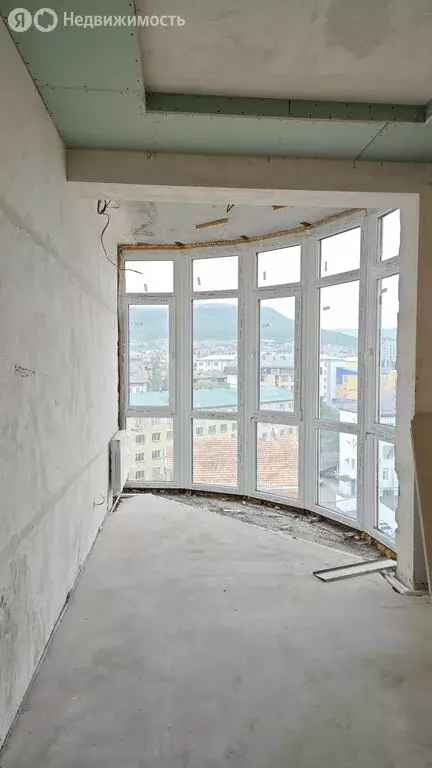 3-комнатная квартира: Махачкала, улица Вузовское Озеро, 21 (132 м) - Фото 2