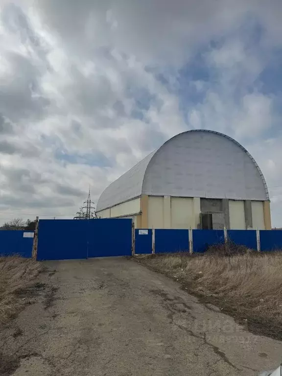 Помещение свободного назначения в Краснодарский край, Абинск Азовская ... - Фото 1