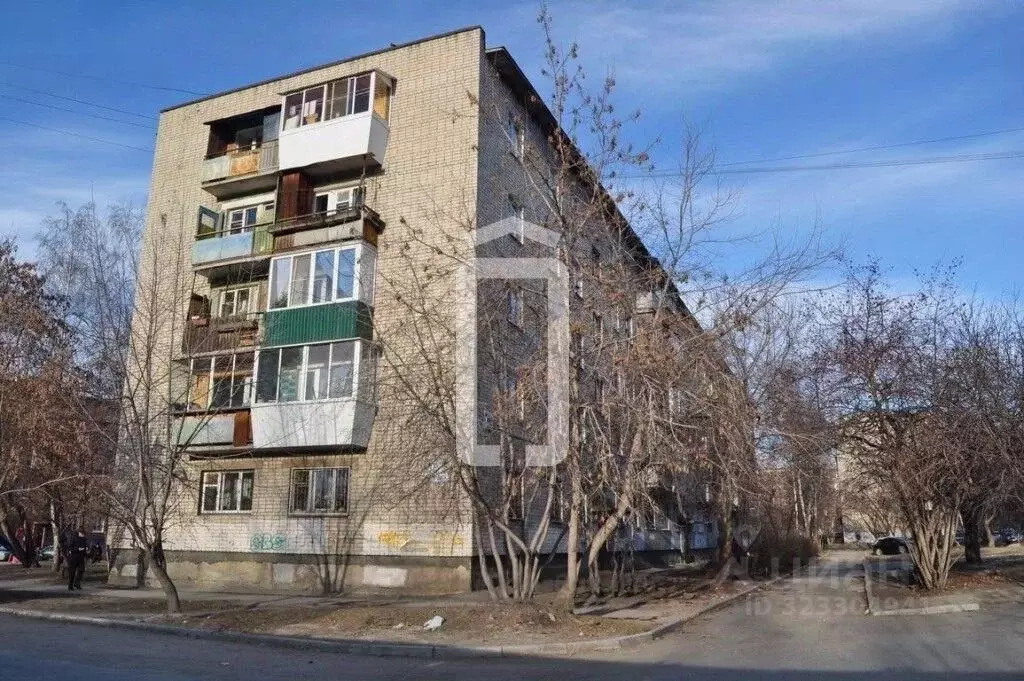 3-к кв. Свердловская область, Екатеринбург ул. 40-летия Комсомола, 18А ... - Фото 0