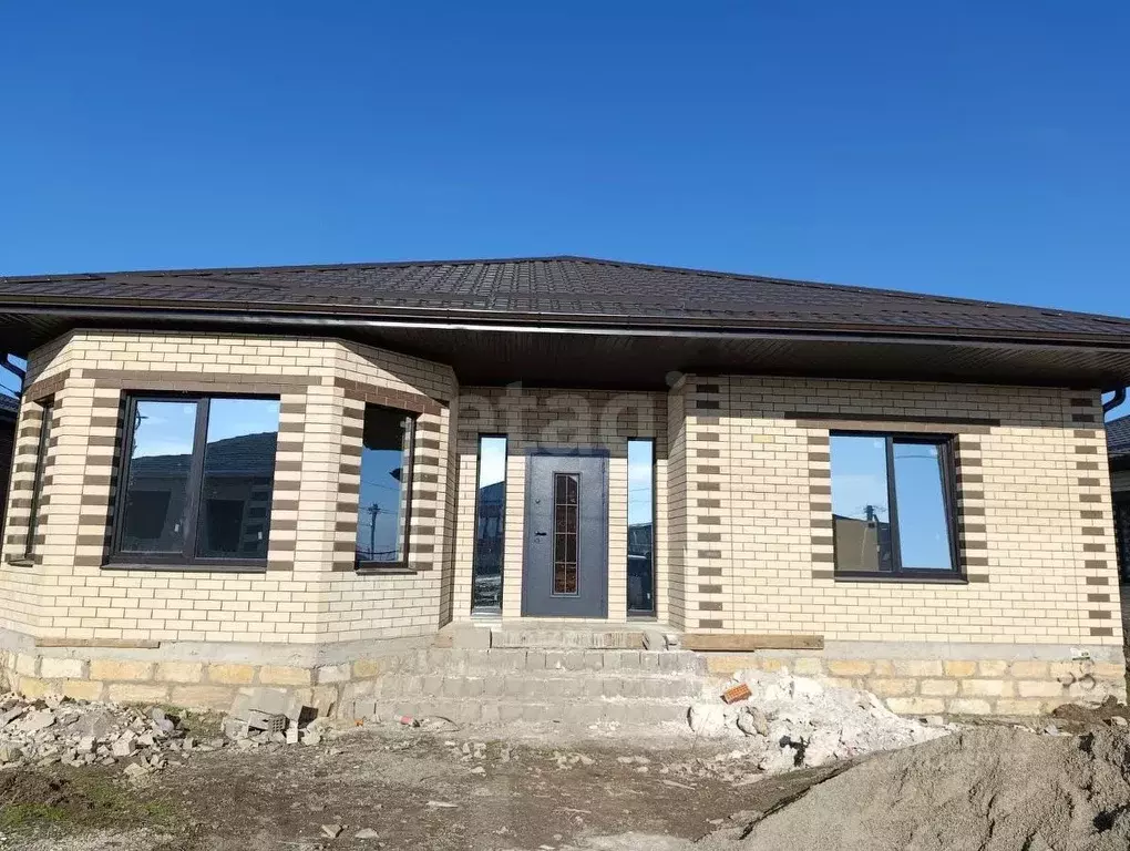 Дом в Ставропольский край, Михайловск Шпаковский район, ул. Анатолия ... - Фото 0