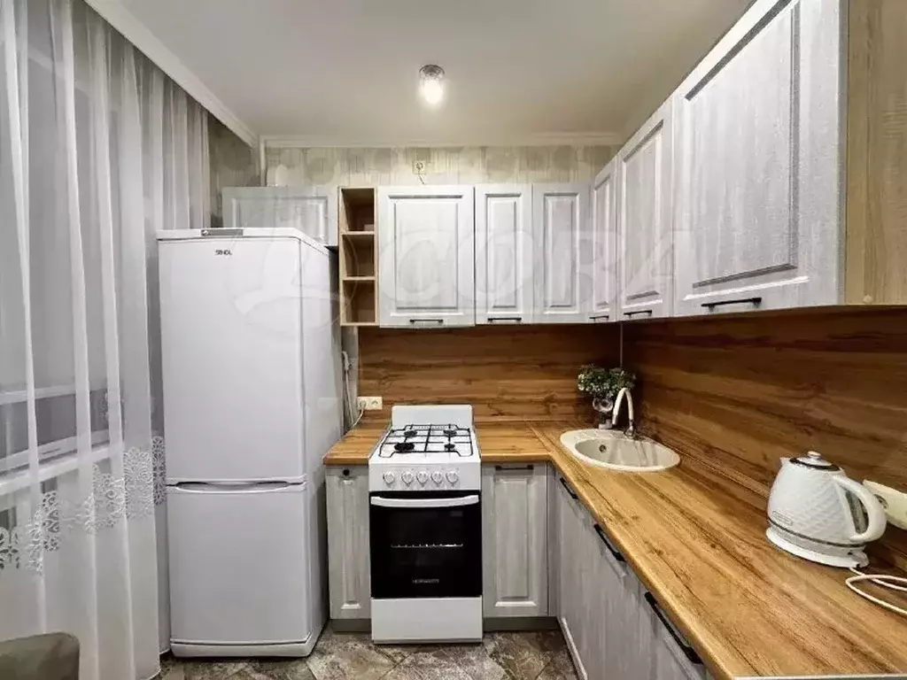 2-к кв. Тюменская область, Тюмень Фабричная ул., 20 (48.0 м) - Фото 2