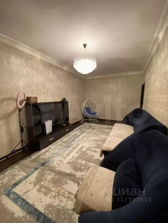 2-к кв. Дагестан, Махачкала ул. 4-я Дачная, 15 (80.0 м) - Фото 1