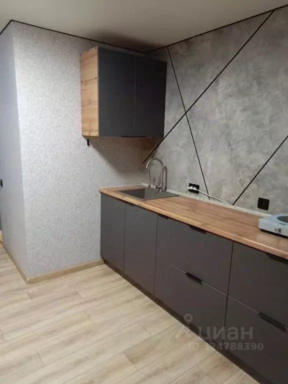 Комната Омская область, Омск ул. Николая Худенко, 3 (31.2 м) - Фото 2