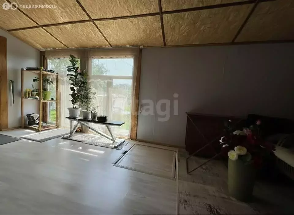 Дом в посёлок городского типа Свердловский, территория СНТ Студёнка ... - Фото 1