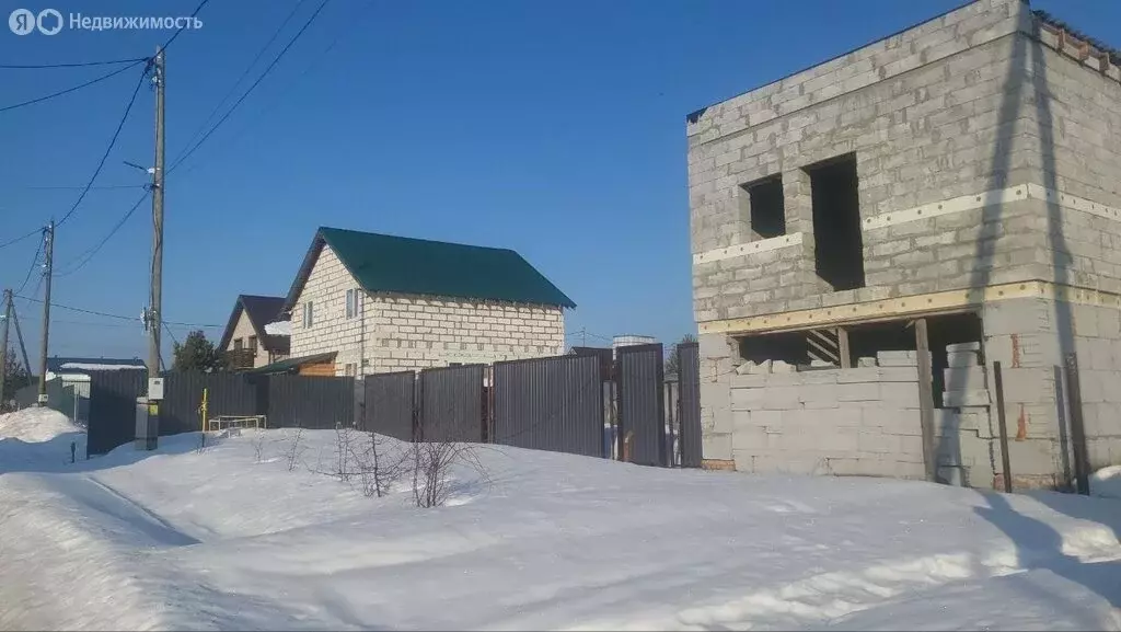 Участок в посёлок Бобровский, Пихтовая улица (9.2 м) - Фото 1