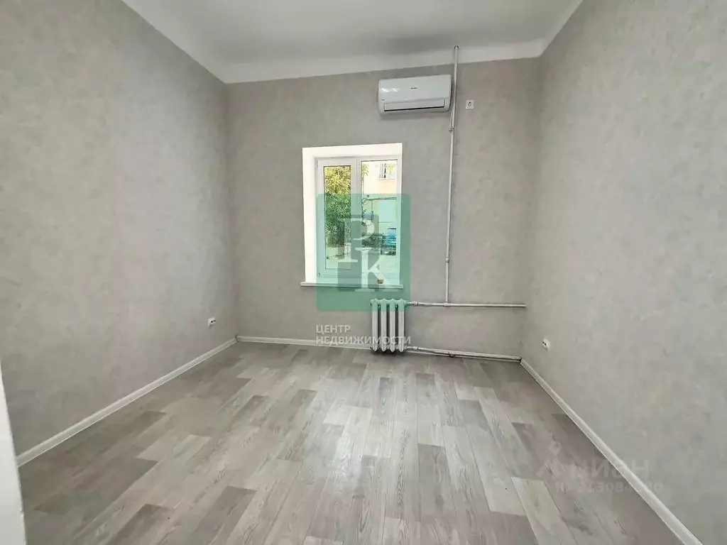 Офис в Севастополь ул. Очаковцев, 50 (8 м) - Фото 0