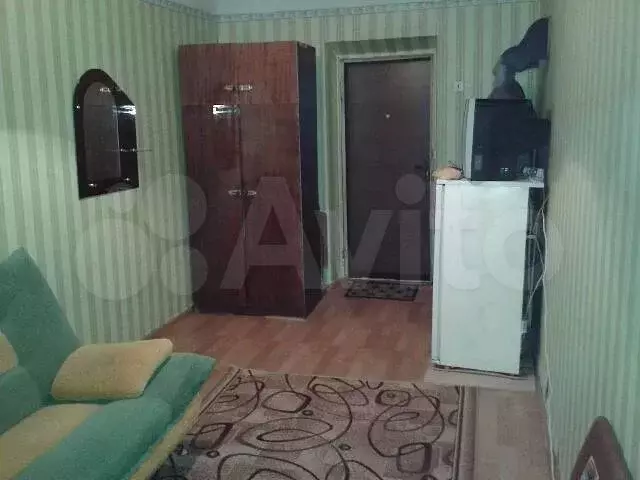 Комната 17 м в 6-к., 3/6 эт. - Фото 0
