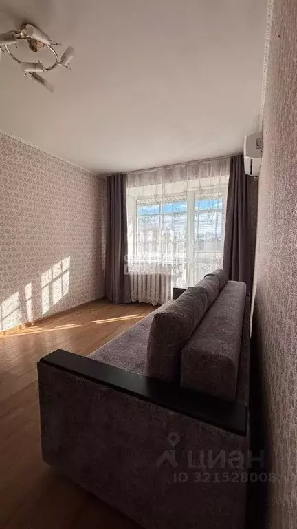 2-к кв. Пермский край, Краснокамск ул. Комарова, 6 (40.3 м) - Фото 2