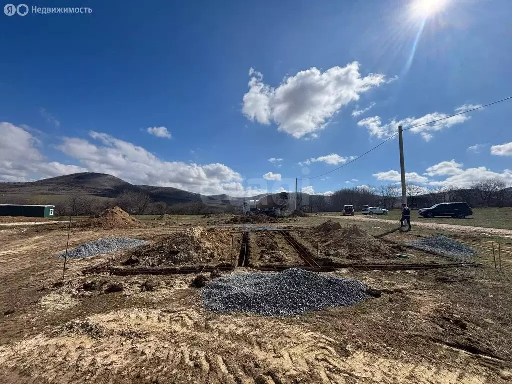 Дом в Добровское сельское поселение, село Заречное, улица имени ... - Фото 1