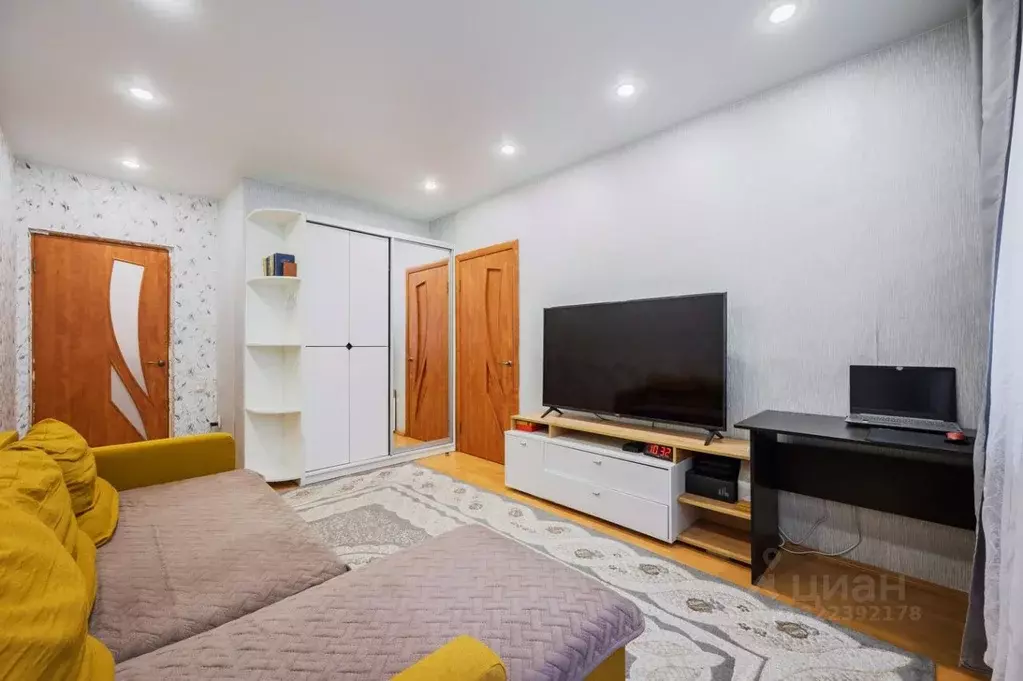 3-к кв. Свердловская область, Екатеринбург ул. Красноармейская, 21А ... - Фото 1