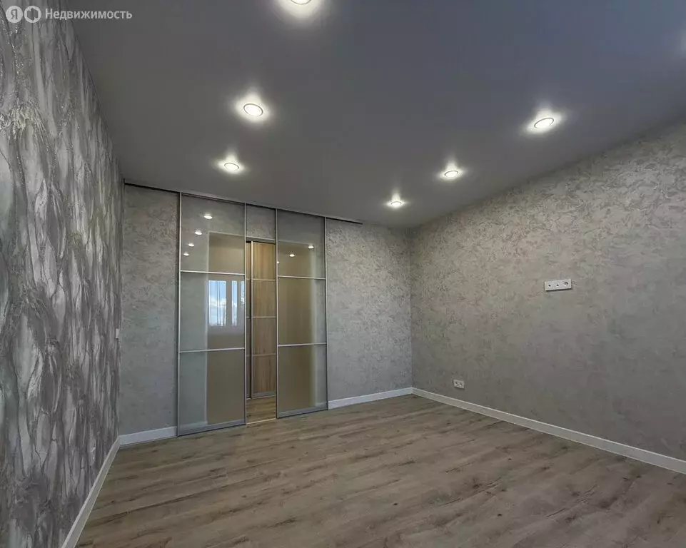 3-комнатная квартира: Киров, Московская улица, 134 (60 м) - Фото 0