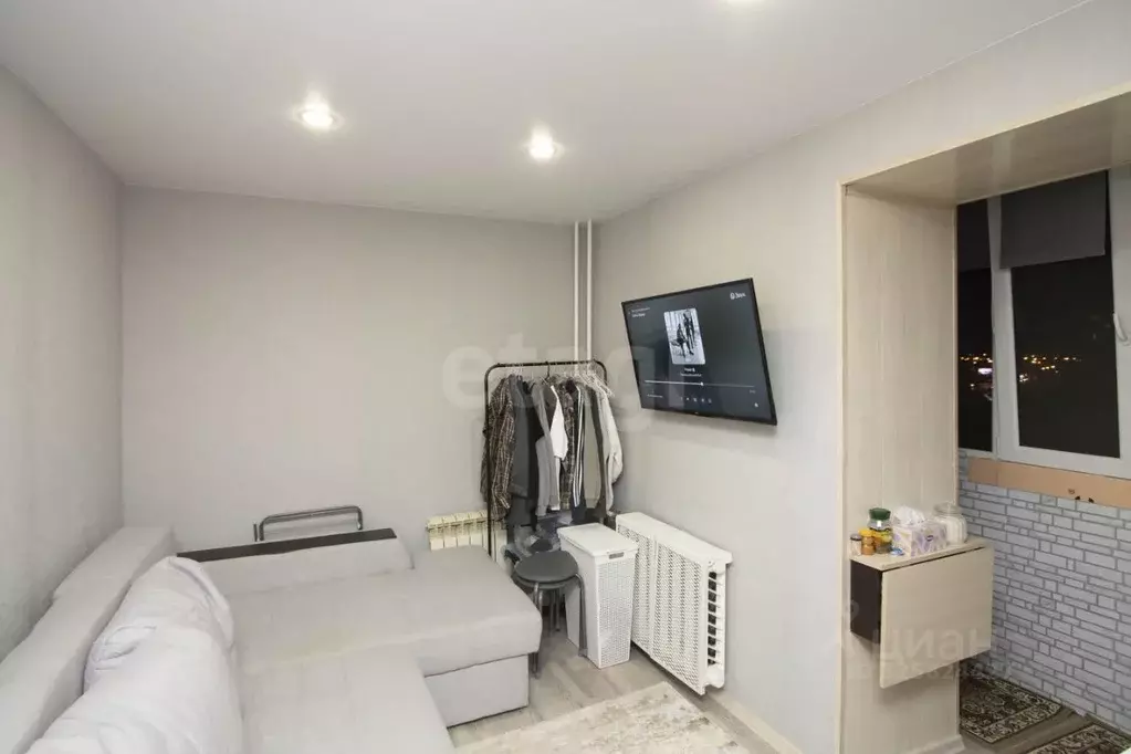 Студия Тюменская область, Тюмень ул. Республики, 246 (13.9 м) - Фото 1