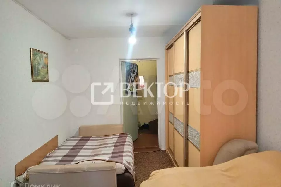 Комната 25 м в 3-к., 1/9 эт. - Фото 0