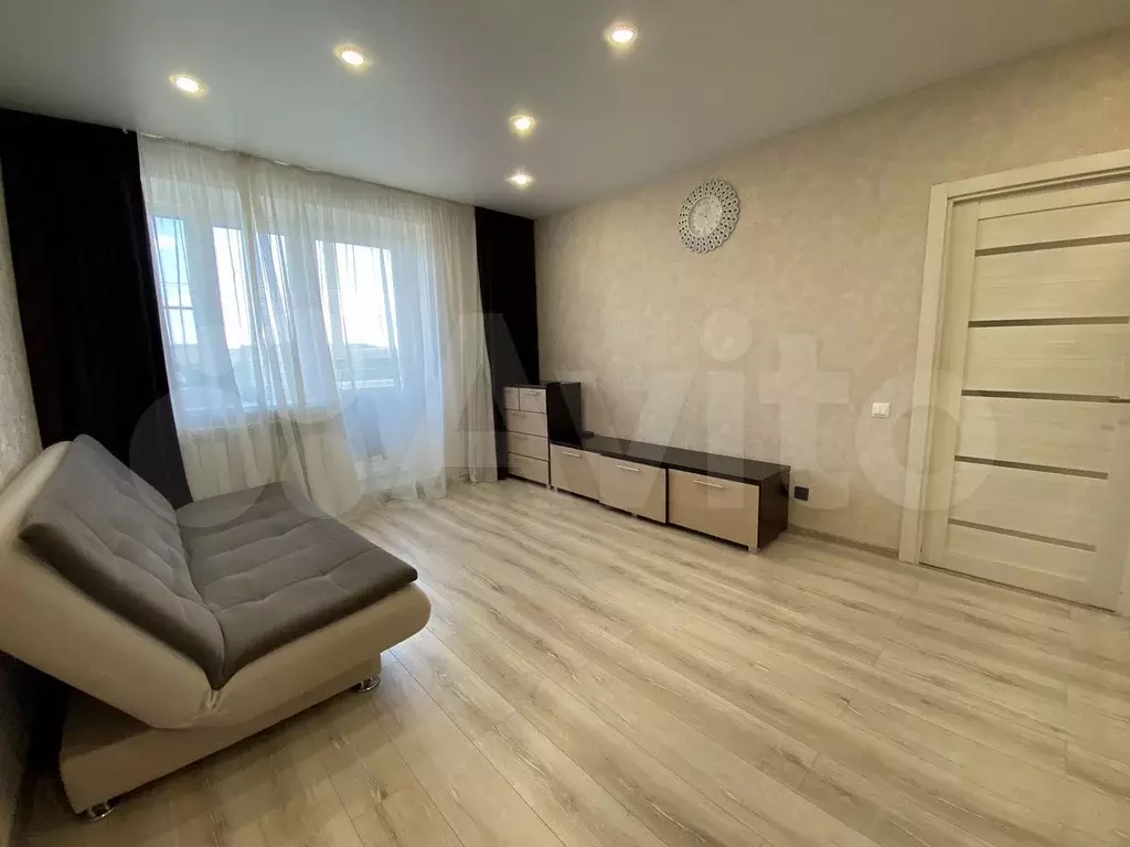 1-к. квартира, 40 м, 5/8 эт. - Фото 1