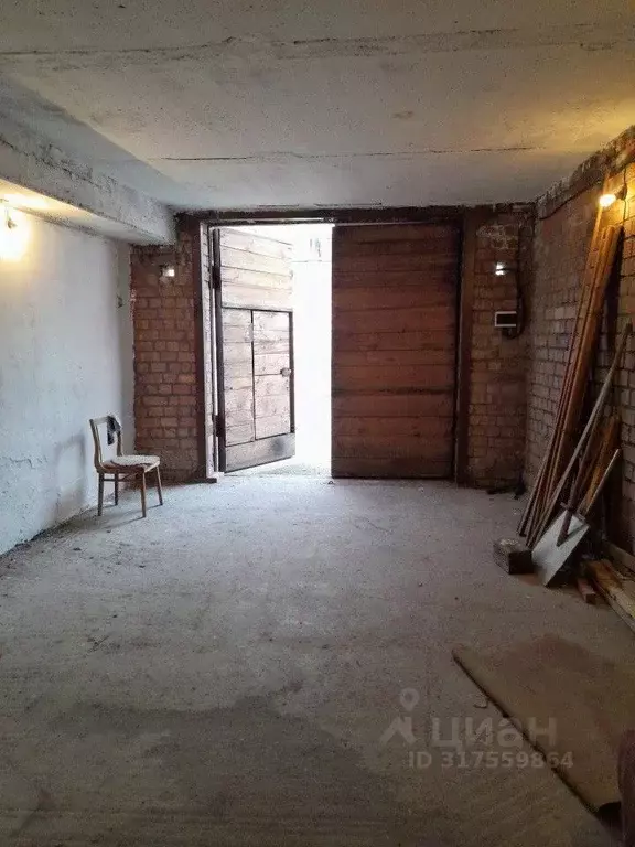 Гараж в Свердловская область, Нижний Тагил ул. Горошникова, 56 (25 м) - Фото 0