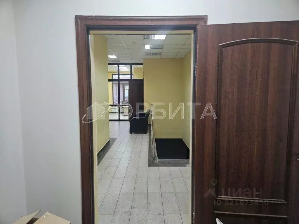 Офис в Тюменская область, Тюмень Депутатская ул., 110 (330 м) - Фото 2