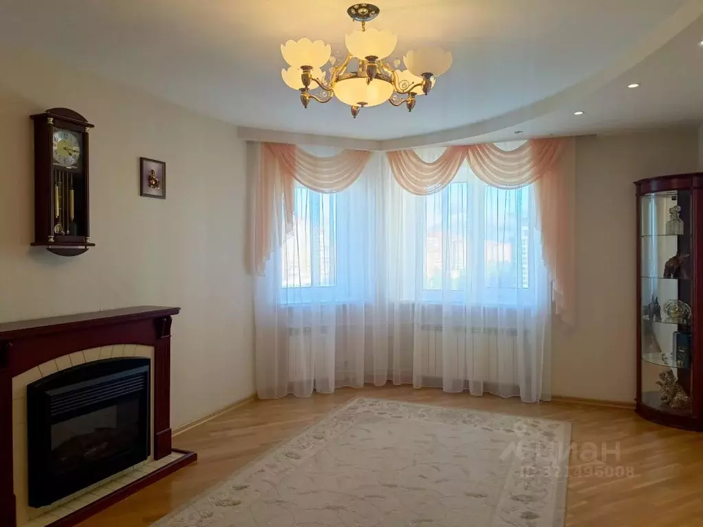 4-к кв. Курская область, Железногорск ул. Ленина, 60 (137.2 м) - Фото 0