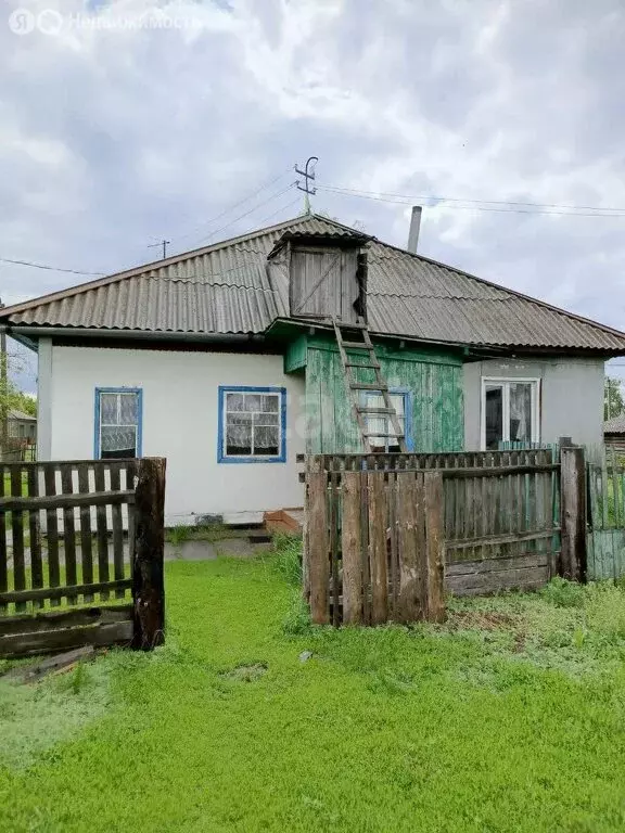 Дом в Романовский район, Мормышанский сельсовет, посёлок Бурановка ... - Фото 0