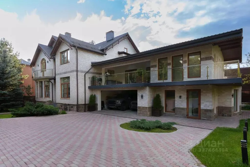 Дом в Московская область, Одинцовский городской округ, с. Немчиновка ... - Фото 1