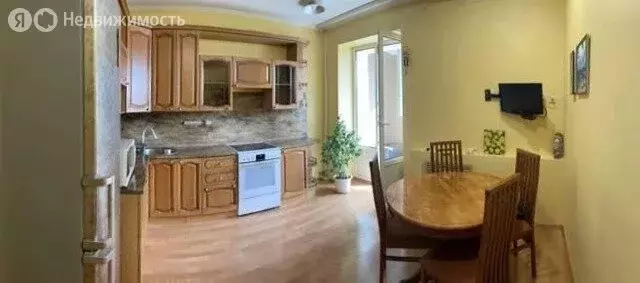 3-комнатная квартира: Находка, улица Гагарина, 17 (88.1 м) - Фото 2