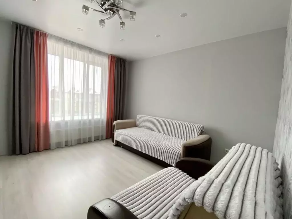 1-к кв. Татарстан, Казань ул. 2-я Старо-Аракчинская, 41Б (40.1 м) - Фото 1