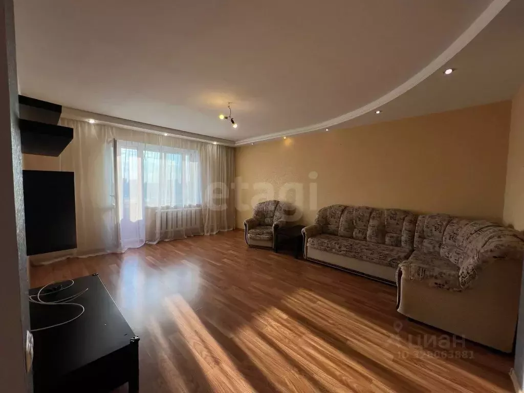 2-к кв. Омская область, Омск ул. Арнольда Нейбута, 7 (72.0 м) - Фото 2