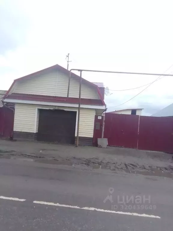 Коттедж в Алтайский край, Барнаул городской округ, с. Лебяжье ул. ... - Фото 1