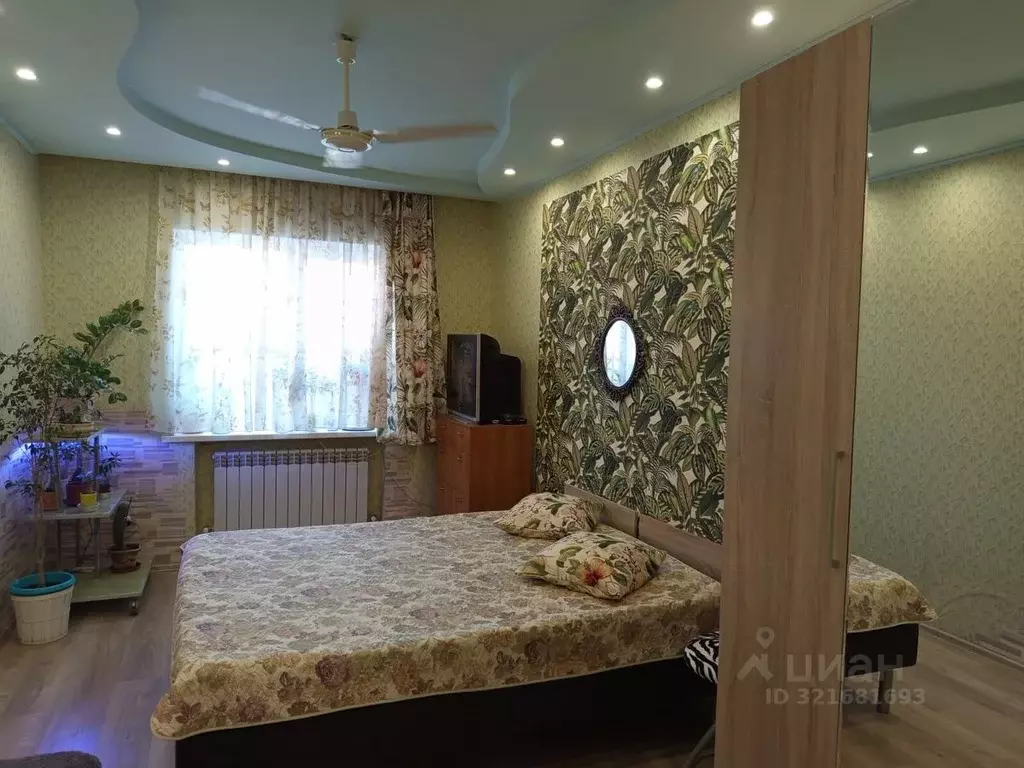 Дом в Краснодарский край, Красноармейский район, Новомышастовское ... - Фото 1